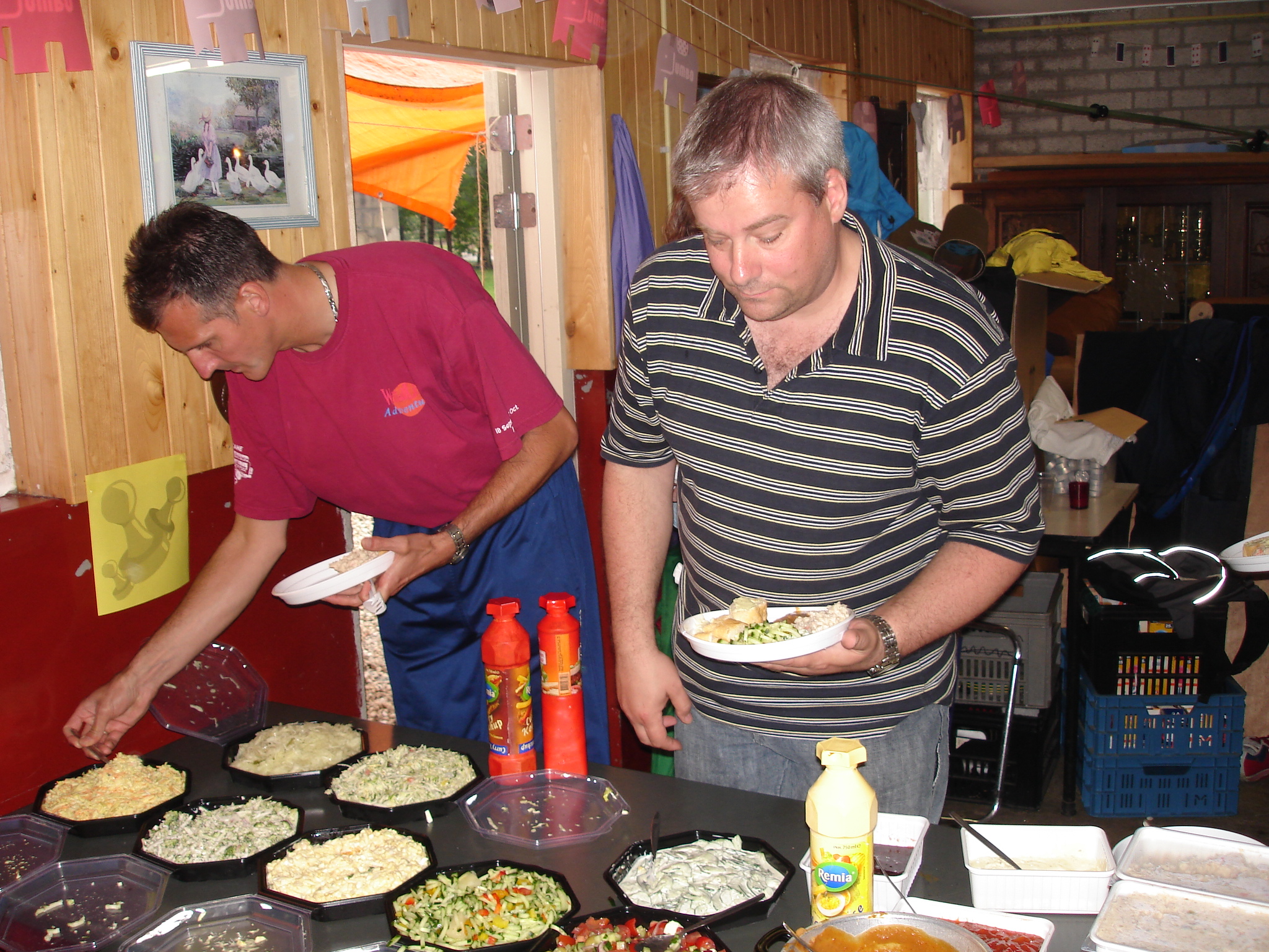 2006HWK 154.jpg